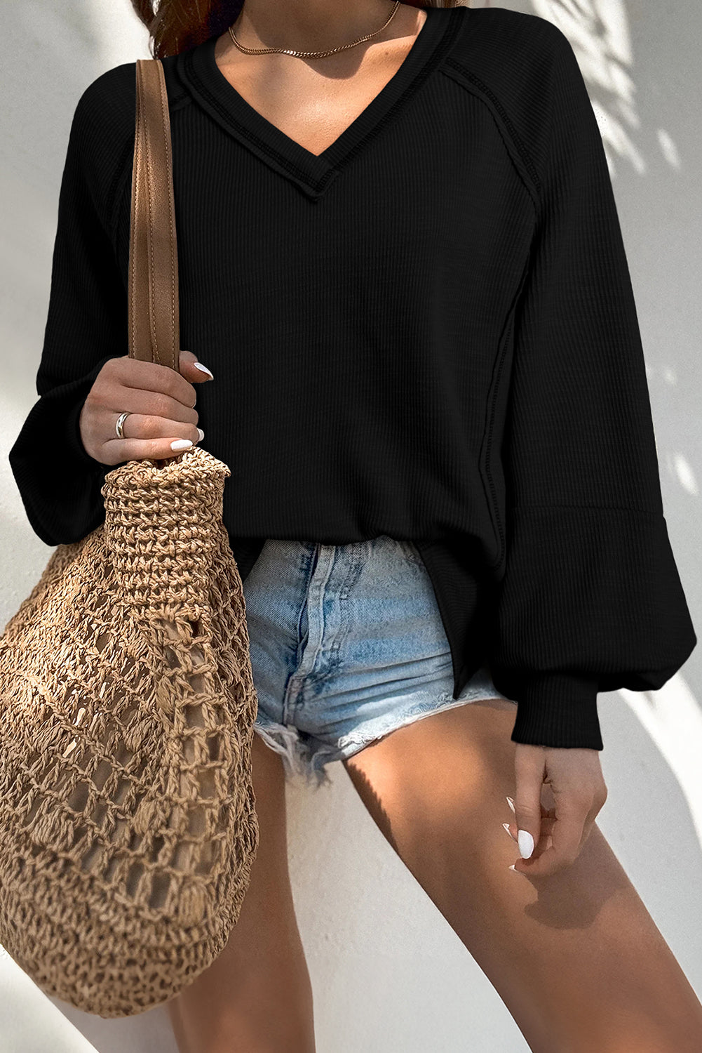 Delicacy Exposed Seam Textured Knit V Neck Pullover Top