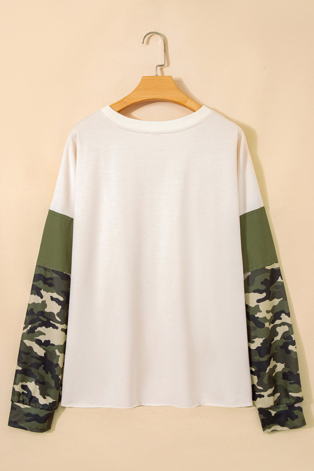 Apricot Camo Print Patchwork Sleeve Raw Hem Plus Size Sweatshirt